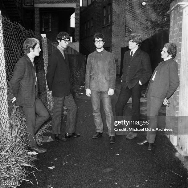 The British Rock and Roll group Manfred Mann pose for a portrait circa 1964 in London, England.