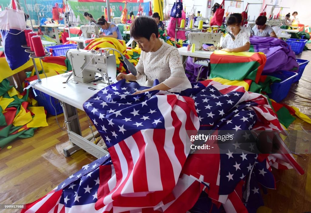 CHINA-US-TRADE-FLAGS-MANUFACTURING