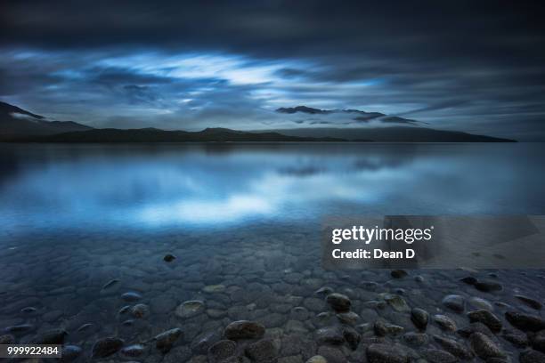 dawn of lake - dean stockfoto's en -beelden