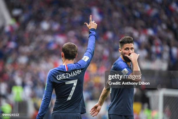 Antoine Griezmann of France celebrates his goal with Olivier Giroud during the World Cup Final match between France and Croatia at Luzhniki Stadium...