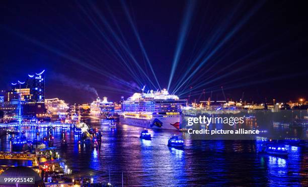 The cruise ship 'Aida Prima' can be seen during the final parade of the cruise festival Hamburg Cruise Days at the Elbe river in Hamburg, Germany, 9...