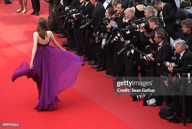 Guest attends the "Poetry" Premiere at the Palais des Festivals during the 63rd Annual Cannes Film Festival on May 19, 2010 in Cannes, France.