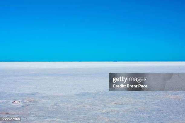 bonneville salt flats a la rothko - rothko stock-fotos und bilder