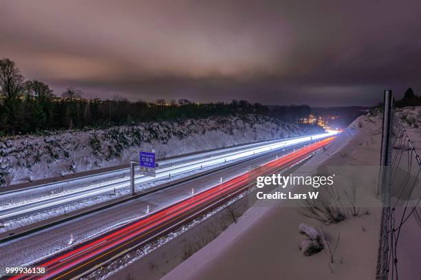 autobahn a1 schnee - schnee stock pictures, royalty-free photos & images