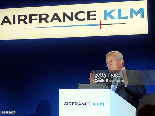 Pierre-Henri Gourgeon, chief executive officer of Air France-KLM Group, speaks during a news conference in Paris, France, on Wednesday, May 19, 2010....