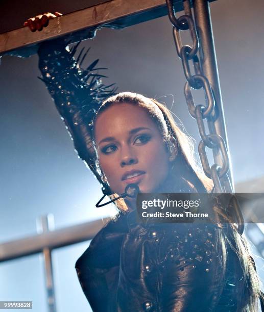 Alicia Keys performs at the NIA Arena on May 19, 2010 in Birmingham, England.