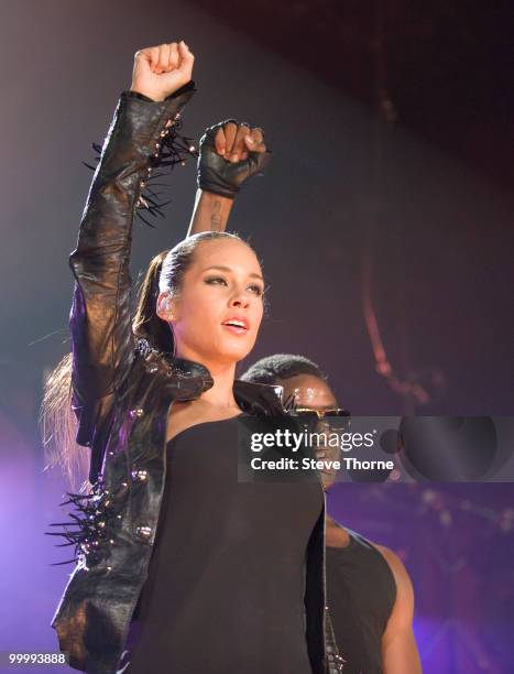 Alicia Keys performs at the NIA Arena on May 19, 2010 in Birmingham, England.