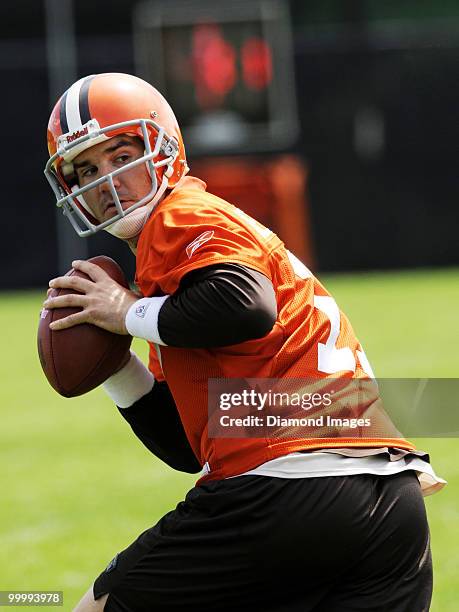 Quarterback Jake Delhomme of the Cleveland Browns looks for an open receiver during the team's organized team activity on May 19, 2010 at the...