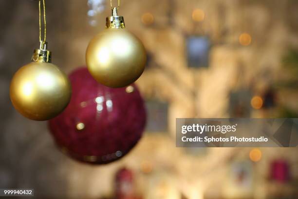 christmas tree decorations - carousel ball stock pictures, royalty-free photos & images