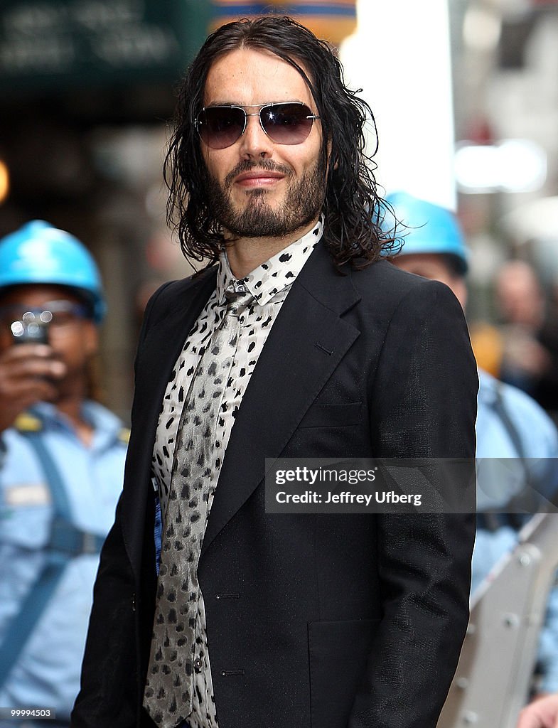 Celebrity Arrivals At "Late Show With David Letterman" - May 19, 2010
