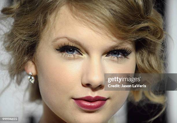 Taylor Swift attends BMI's 58th annual Pop Awards at the Beverly Wilshire Hotel on May 18, 2010 in Beverly Hills, California.