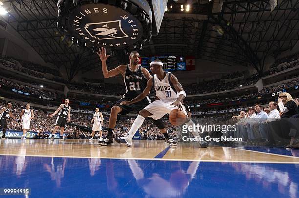 Dallas Mavericks Jason Terry in action vs San Antonio Spurs Tim Duncan . Dallas, TX 4/18/2010 CREDIT: Greg Nelson