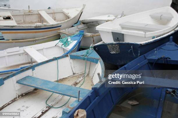 white and blue boats, fishermen's village, pier. - puri district stock pictures, royalty-free photos & images