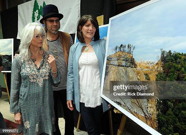 Singers/Songwriters Emmylou Harris, Big Kenny Alphin and Kathy Mattea during the "Music Saves Mountains" benefit concert press conference at the...