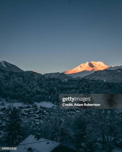 sunrise peak - robertson bildbanksfoton och bilder