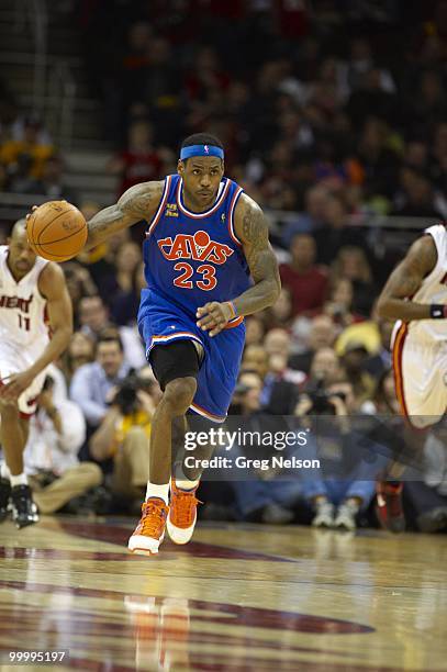 Cleveland Cavaliers LeBron James in action vs Miami Heat. Cleveland, OH 2/4/2010 CREDIT: Greg Nelson