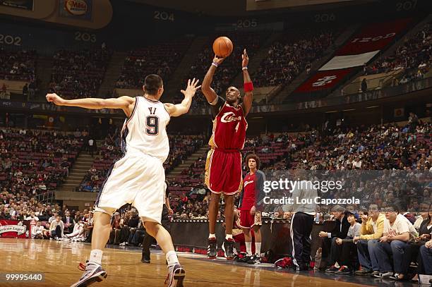 Cleveland Cavaliers Antawn Jamison in action, shot vs New Jersey Nets. East Rutherford, NJ 3/3/2010 CREDIT: Lou Capozzola