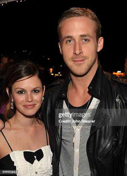 Actors Rachel Bilson and Ryan Gosling attend the "Art of Elysium Paradis Dinner and Party" at Michael Saylor's Yacht, Slip S05 during the 63rd Annual...