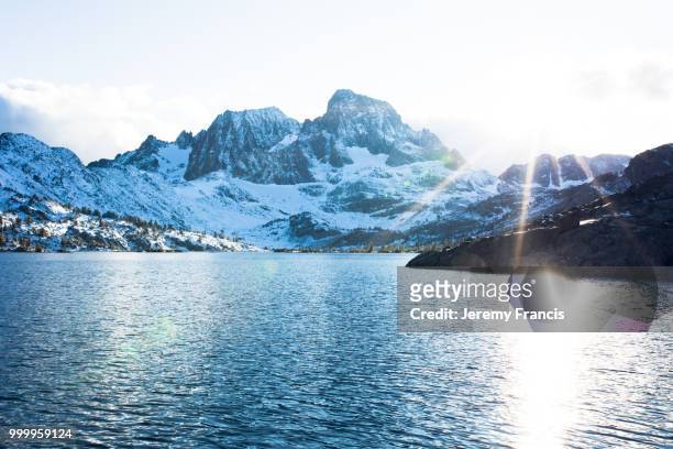 banner peak over garnet lake in the ansel adams wilderness after - francis winter 個照片及圖片檔