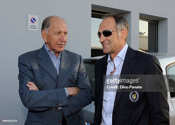 Vittorio Adorni and head coach Francesco Guidolin of Parma a press conference to announce the renewal of their sponsorship deal on May 19, 2010 in...