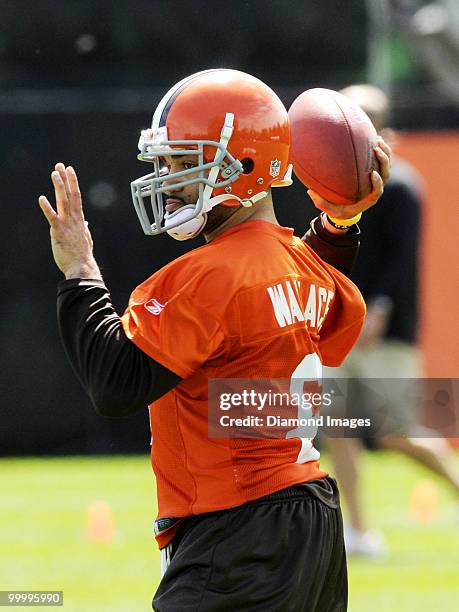 Quarterback Seneca Wallace of the Cleveland Browns throws a pass during the team's organized team activity on May 19, 2010 at the Cleveland Browns...