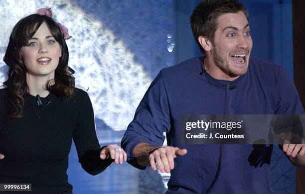 Hosts Zooey Deschanel and Jake Gyllenhaal