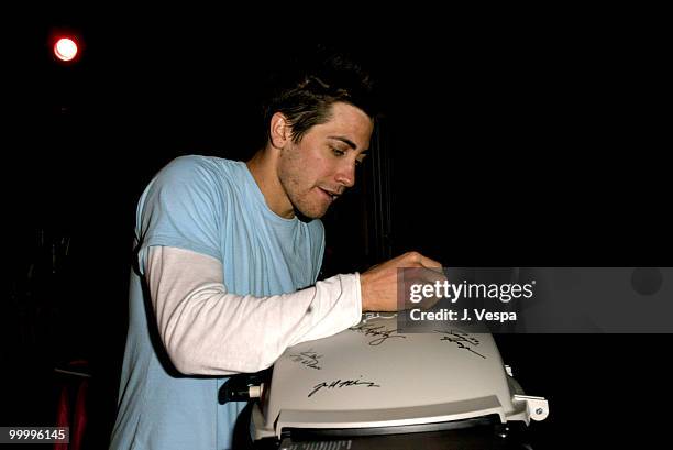 Jake Gyllenhaal with Weber Q