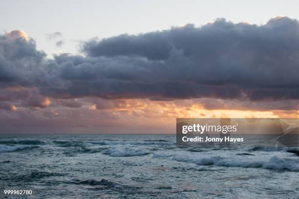 where the ocean meets the sky - hayes stock pictures, royalty-free photos & images