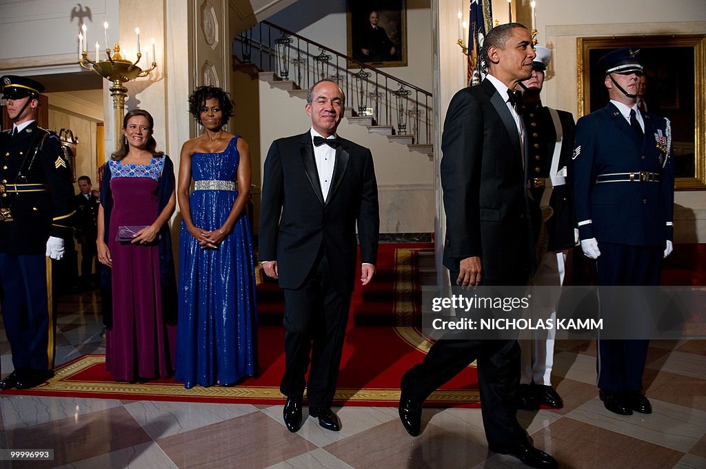 US President Barack Obama, his wife Mich