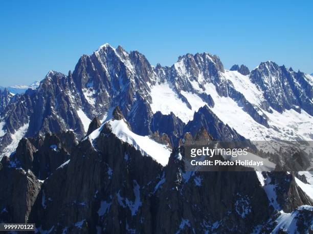 alpine mountains range landscape in french alps seen from aiguille du midi at chamonix mont blanc... - blanc bildbanksfoton och bilder