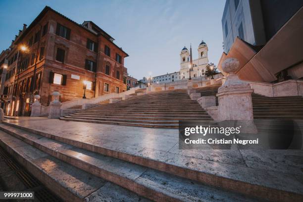 beautiful piazza di spagna in rome - spagna stockfoto's en -beelden