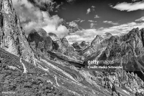 mountains, the dolomites in south tyrol - schneider bildbanksfoton och bilder
