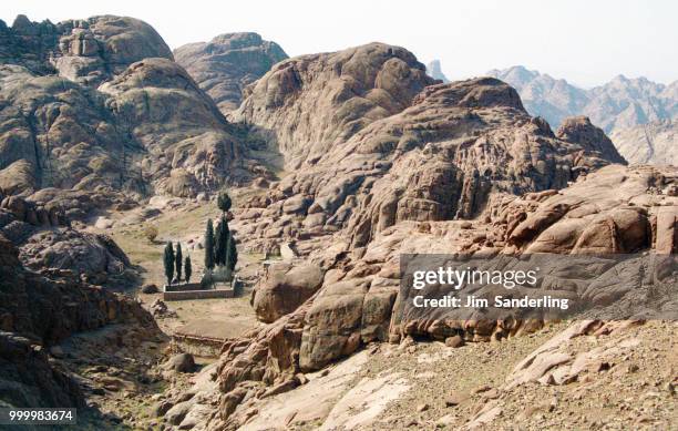 elijahs plateau, mount sinai, egypt - sanderling stock-fotos und bilder