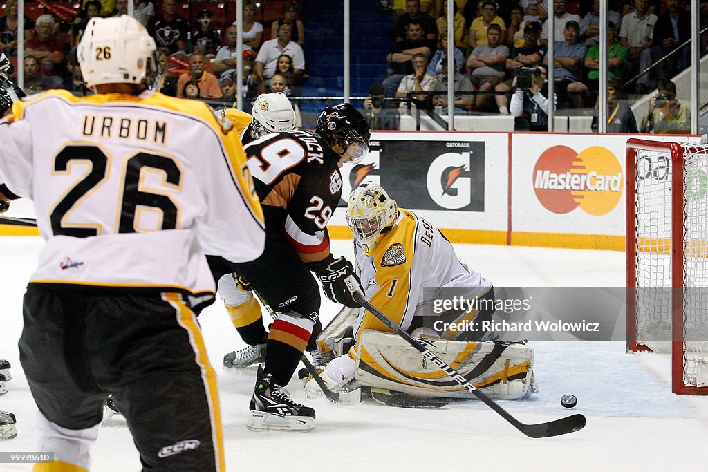 2010 Memorial Cup Tournament - Brandon Wheat Kings v Calgary Hitmen