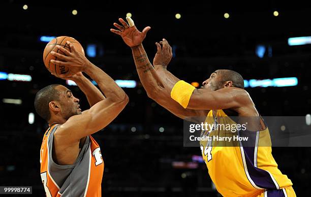 Grant Hill of the Phoenix Suns pulls up for shot against Kobe Bryant of the Los Angeles Lakers in the first quarter of Game Two of the Western...