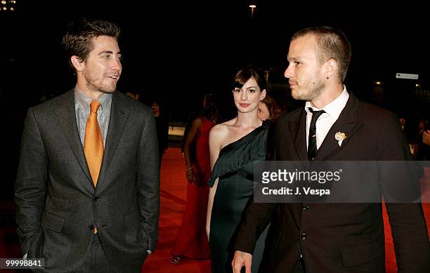 Jake Gyllenhaal, Anne Hathaway and Heath Ledger