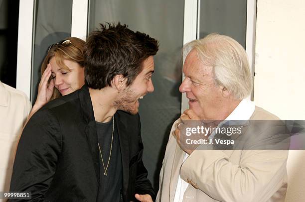 Jake Gyllenhaal and Anthony Hopkins