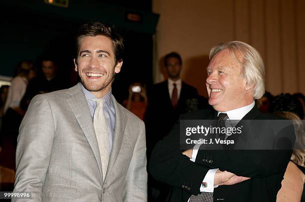 Jake Gyllenhaal and Anthony Hopkins