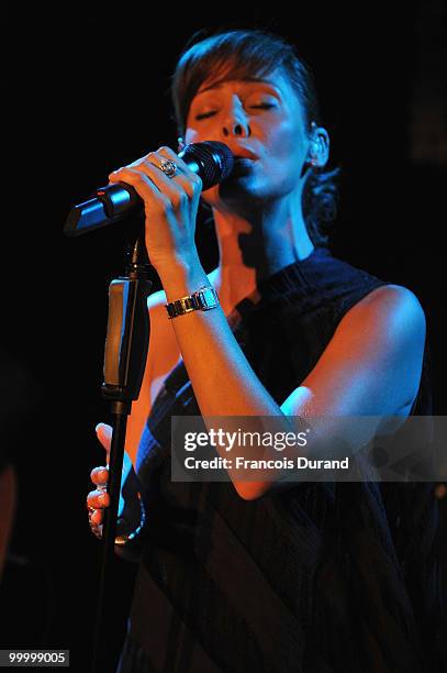 Singer Natalie Imbruglia performs at the Replay Party during the 63rd Annual Cannes Film Festival at the Star Style Lounge on May 19, 2010 in Cannes,...