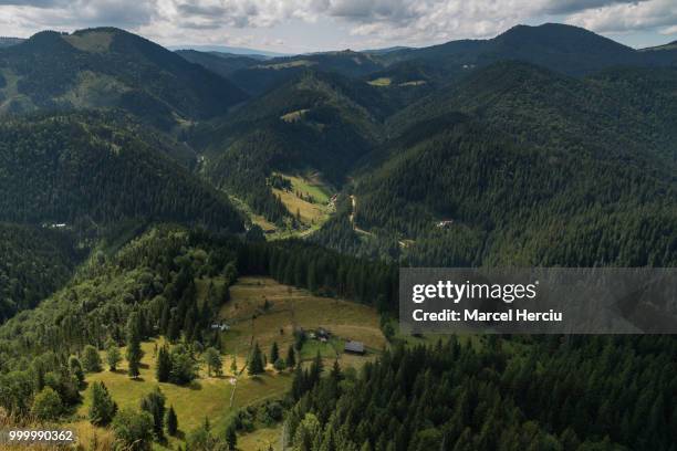 romanian mountains - marcel fotografías e imágenes de stock