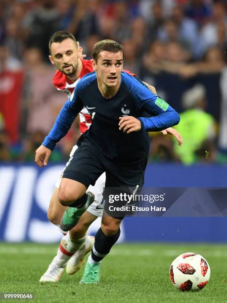 Antoine Griezmann of France in action during the 2018 FIFA World Cup Russia Final between France and Croatia at Luzhniki Stadium on July 15, 2018 in...