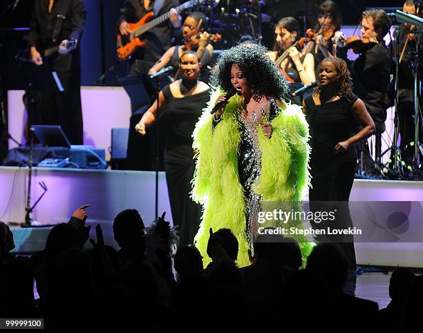 Singer Diana Ross performs at Radio City Music Hall on May 19, 2010 in New York City.