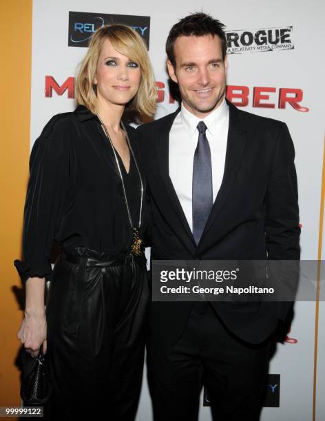 Actors Kristen Wiig and Will Forte attend the premiere of "MacGruber" at Landmark's Sunshine Cinema on May 19, 2010 in New York City.