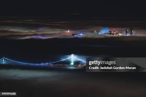 vancouver above the fog 4 - gordon stock pictures, royalty-free photos & images