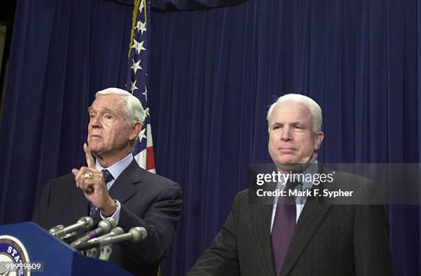 At the Senate Radio and T.V. Gallery on Thursday, Senator Ernest F. Hollings and Senator John McCain encourage the press to keep the government and...