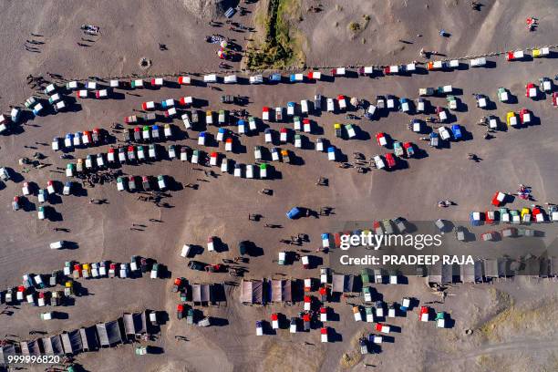 jeeps waiting for tourists - raja stock pictures, royalty-free photos & images