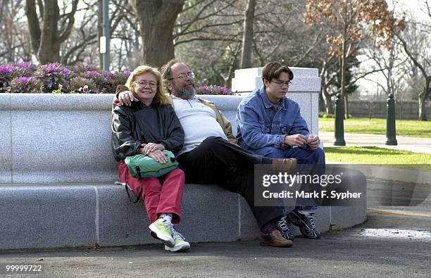 On a week long trip to America from Caracas, Venesuela, Regina, Gaston and Regis Barbou sit down for a breather and a long look at Union Station, at...