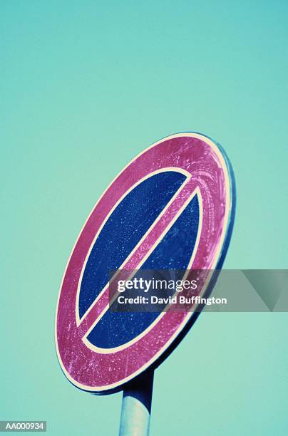 close-up of a do not enter road sign in italy - restricted area sign stock pictures, royalty-free photos & images