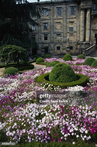 gardens at saint jacques de compostelle - jacques stock pictures, royalty-free photos & images