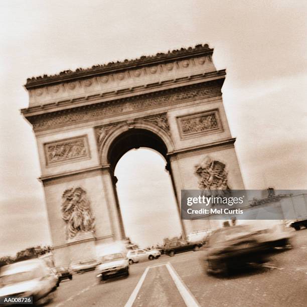 arc de triomphe - arc élément architectural photos et images de collection